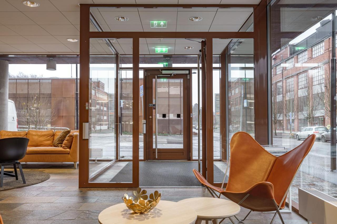 Boo Boo Living Aparthotel Kottla Bagian luar foto