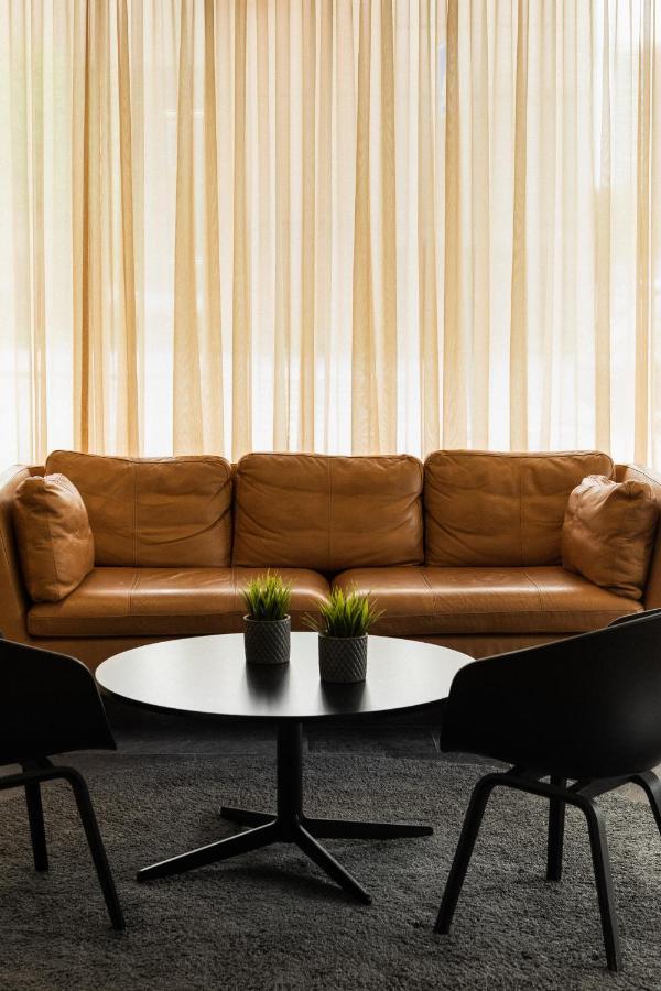 Boo Boo Living Aparthotel Kottla Bagian luar foto